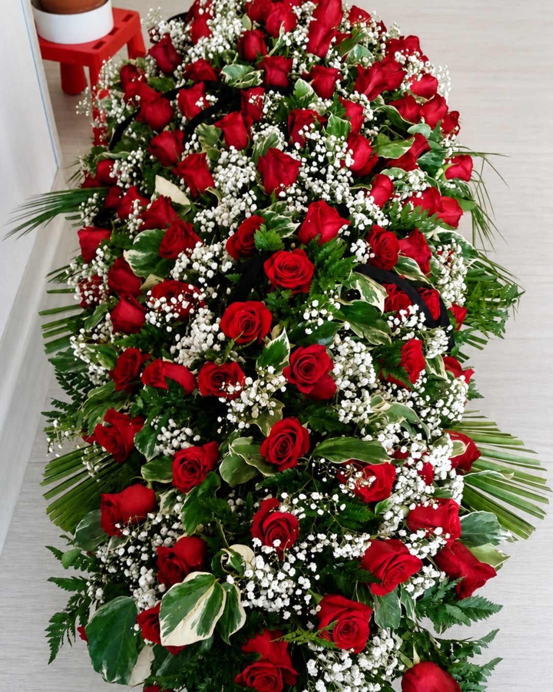 Composizione floreale funebre
